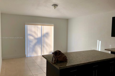 Casa en venta en Homestead, Florida, 4 dormitorios, 165.83 m2 № 1399932 - foto 9