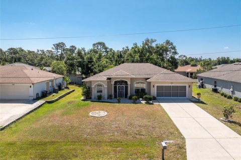 Villa ou maison à vendre à North Port, Floride: 3 chambres, 165.74 m2 № 1149142 - photo 2