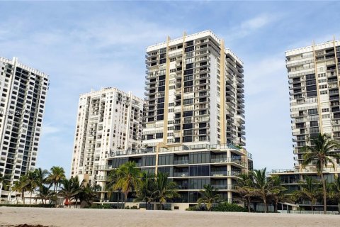 Condominio en venta en Hollywood, Florida, 2 dormitorios, 130.06 m2 № 1294597 - foto 15