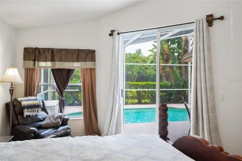 House in Brandon, Florida 4 bedrooms, 238.85 sq.m. № 585211 - photo 18