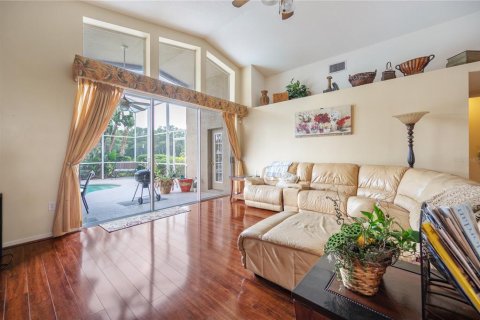 Casa en venta en Brandon, Florida, 4 dormitorios, 238.85 m2 № 585211 - foto 10