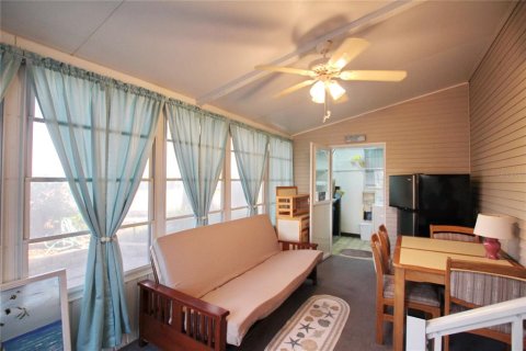 Condominio en venta en Moore Haven, Florida, 1 dormitorio, 38.65 m2 № 1015827 - foto 24