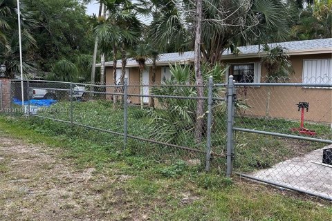 Casa en venta en Homestead, Florida, 3 dormitorios, 146.23 m2 № 908534 - foto 11