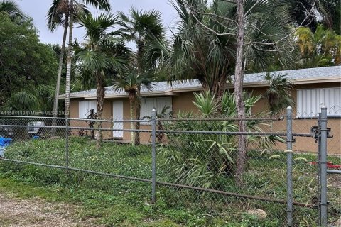 Casa en venta en Homestead, Florida, 3 dormitorios, 146.23 m2 № 908534 - foto 2