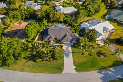 Casa en venta en Jensen Beach, Florida, 4 dormitorios, 211.82 m2 № 1210457 - foto 7