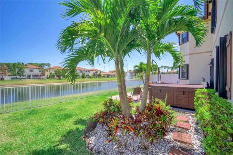 Villa ou maison à vendre à Greenacres, Floride: 4 chambres, 254.27 m2 № 1138723 - photo 8