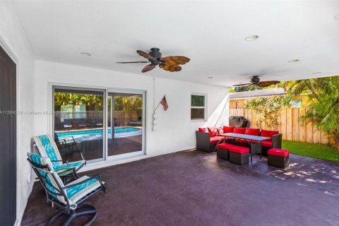 Casa en venta en Dania Beach, Florida, 4 dormitorios, 156.35 m2 № 912240 - foto 24