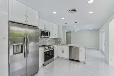 Casa en venta en Delray Beach, Florida, 4 dormitorios, 294.78 m2 № 1207113 - foto 6