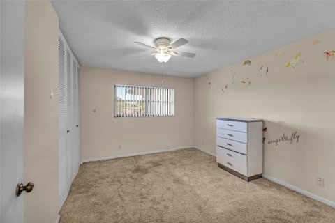 Copropriété à vendre à Tamarac, Floride: 2 chambres, 112.6 m2 № 1005529 - photo 6