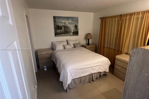 Condominio en venta en Pembroke Pines, Florida, 2 dormitorios, 125.51 m2 № 1230845 - foto 22