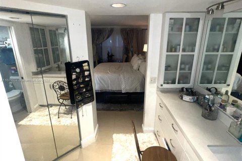 Condominio en venta en Pembroke Pines, Florida, 2 dormitorios, 125.51 m2 № 1230845 - foto 19