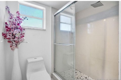 Copropriété à vendre à Miami Beach, Floride: 2 chambres, 95.78 m2 № 1236618 - photo 8