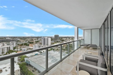 Condominio en venta en Miami Beach, Florida, 2 dormitorios, 96.15 m2 № 1404468 - foto 9