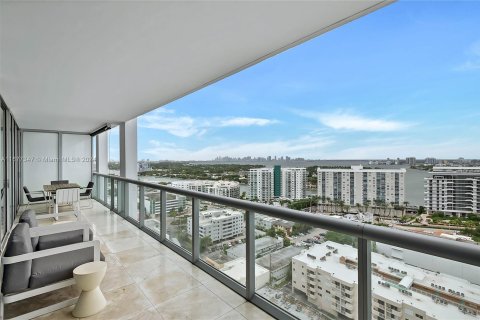 Condominio en venta en Miami Beach, Florida, 2 dormitorios, 96.15 m2 № 1404468 - foto 10