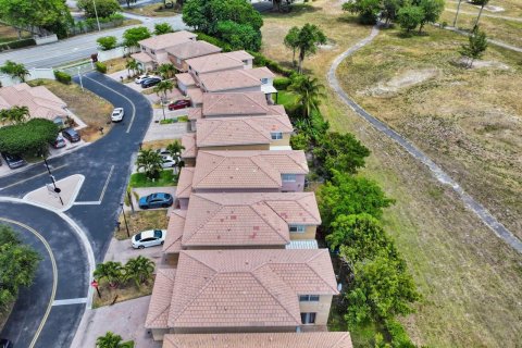 Villa ou maison à vendre à Lauderhill, Floride: 3 chambres, 167.5 m2 № 1155773 - photo 19