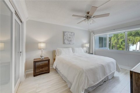 Condominio en venta en Lauderdale-by-the-Sea, Florida, 2 dormitorios, 73.39 m2 № 1155772 - foto 29