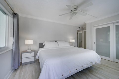 Condominio en venta en Lauderdale-by-the-Sea, Florida, 2 dormitorios, 73.39 m2 № 1155772 - foto 23