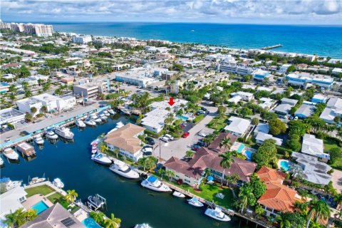 Condominio en venta en Lauderdale-by-the-Sea, Florida, 2 dormitorios, 73.39 m2 № 1155772 - foto 3
