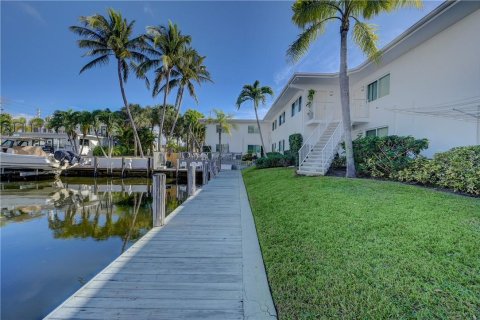 Condo in Lauderdale-by-the-Sea, Florida, 2 bedrooms  № 1155772 - photo 10