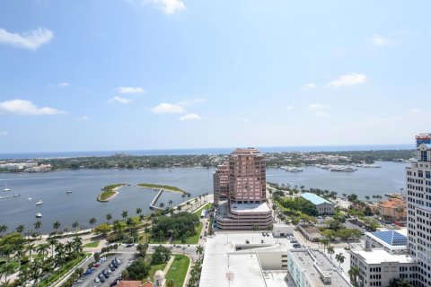 Copropriété à vendre à West Palm Beach, Floride: 2 chambres, 108.7 m2 № 267418 - photo 1