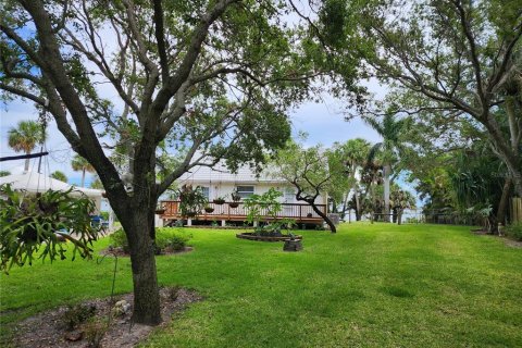 Immobilier commercial à vendre à St. Lucie, Floride: 231.42 m2 № 552052 - photo 2