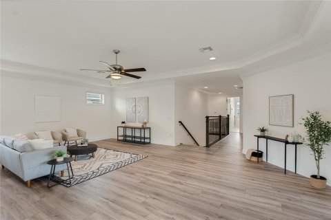 Casa en venta en Orlando, Florida, 4 dormitorios, 356.09 m2 № 1426438 - foto 22