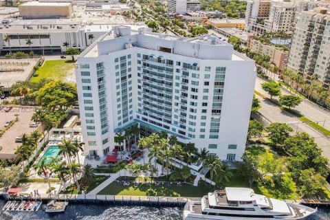 Hôtel, hôtellerie à vendre à Fort Lauderdale, Floride: 1 chambre, 43.66 m2 № 599555 - photo 1