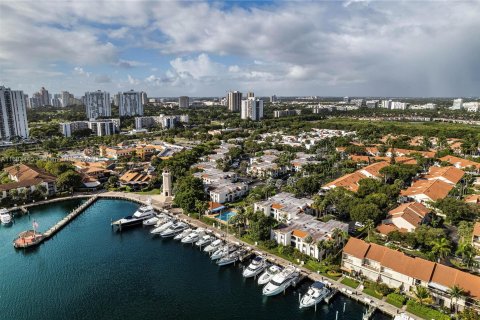 Condo in Aventura, Florida, 2 bedrooms  № 1418397 - photo 28