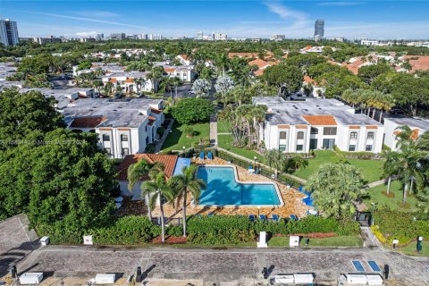 Condo in Aventura, Florida, 2 bedrooms  № 1418397 - photo 29