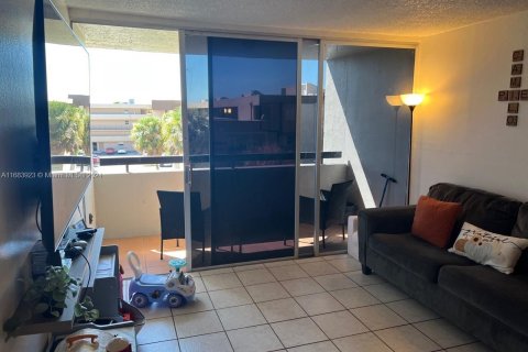 Condominio en venta en Miami, Florida, 1 dormitorio, 81.1 m2 № 1418717 - foto 6