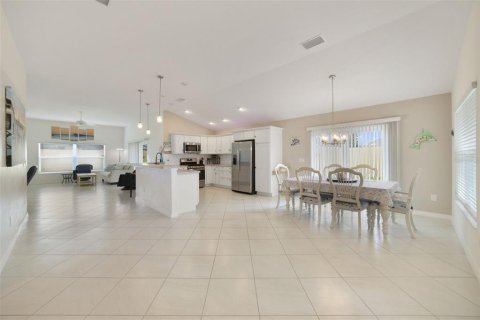 Casa en venta en The Villages, Florida, 3 dormitorios, 157.56 m2 № 1349441 - foto 4