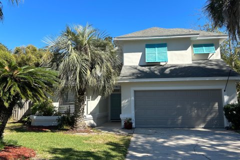 House in Ponte Vedra Beach, Florida 3 bedrooms, 139.54 sq.m. № 812552 - photo 1