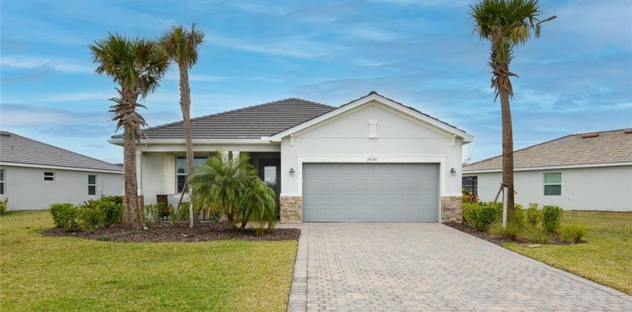 House in Port Charlotte, Florida 3 bedrooms, 171.78 sq.m. № 960264