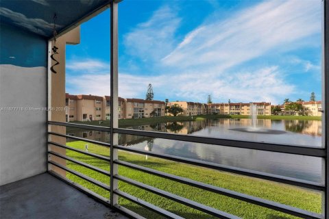 Copropriété à vendre à Sunrise, Floride: 1 chambre, 59.46 m2 № 1403038 - photo 30