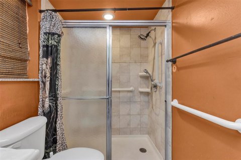 Condo in Sunrise, Florida, 1 bedroom  № 1403038 - photo 23