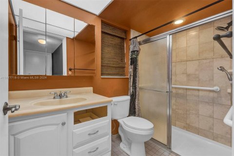 Condo in Sunrise, Florida, 1 bedroom  № 1403038 - photo 22