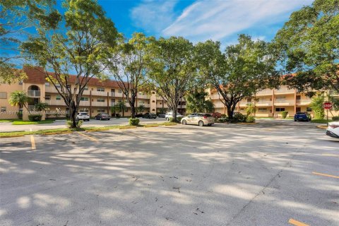 Copropriété à vendre à Sunrise, Floride: 1 chambre, 59.46 m2 № 1403038 - photo 4