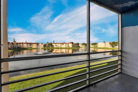 Copropriété à vendre à Sunrise, Floride: 1 chambre, 59.46 m2 № 1403038 - photo 29