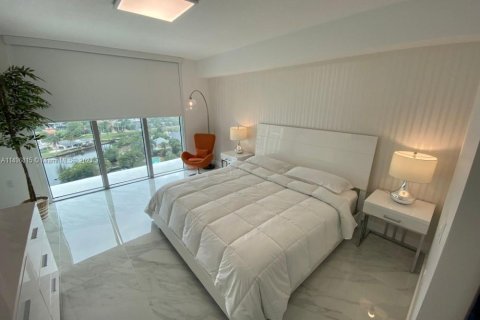Condominio en venta en Sunny Isles Beach, Florida, 3 dormitorios, 175.77 m2 № 880150 - foto 11