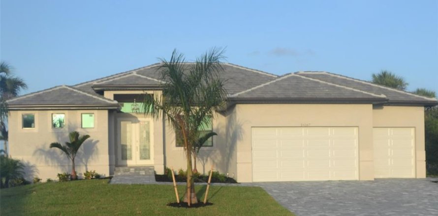 House in Punta Gorda, Florida 3 bedrooms, 196.21 sq.m. № 611445