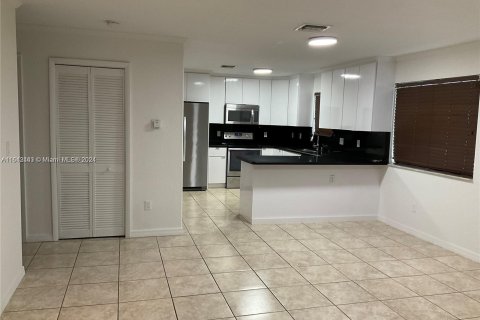 Immobilier commercial à vendre à Miami, Floride: 241.55 m2 № 1329091 - photo 21