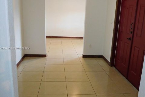 Immobilier commercial à vendre à Miami, Floride: 241.55 m2 № 1329091 - photo 3