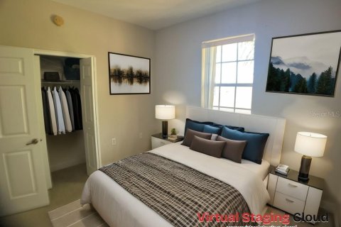 Condo in Cape Coral, Florida, 2 bedrooms  № 1326870 - photo 8