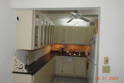 Condo in Deerfield Beach, Florida, 2 bedrooms  № 1209210 - photo 22