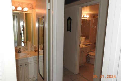 Condo in Deerfield Beach, Florida, 2 bedrooms  № 1209210 - photo 10