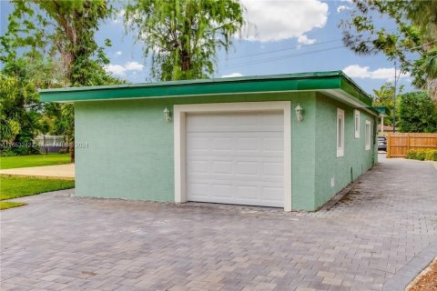 Villa ou maison à vendre à Plantation, Floride: 4 chambres, 239.13 m2 № 1348260 - photo 10