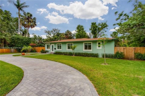 Casa en venta en Plantation, Florida, 4 dormitorios, 239.13 m2 № 1348260 - foto 2