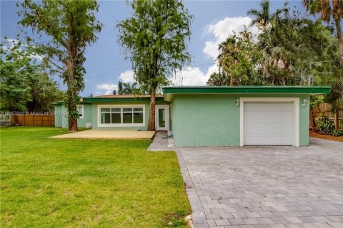 Casa en venta en Plantation, Florida, 4 dormitorios, 239.13 m2 № 1348260 - foto 7