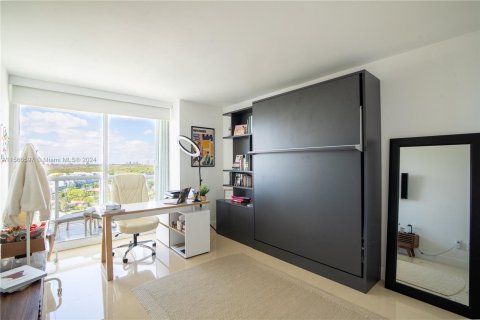 Copropriété à vendre à Sunny Isles Beach, Floride: 2 chambres, 163.51 m2 № 1119406 - photo 15