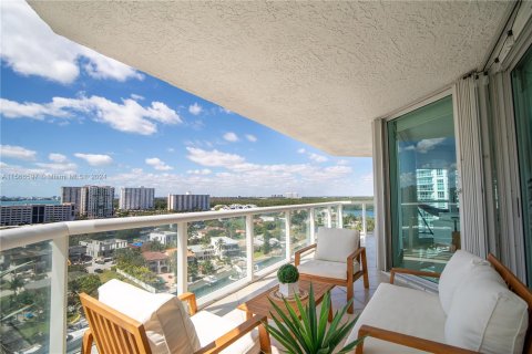 Copropriété à vendre à Sunny Isles Beach, Floride: 2 chambres, 163.51 m2 № 1119406 - photo 2